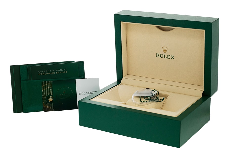 Rolex Oyster Perpetual 124300 Image 4
